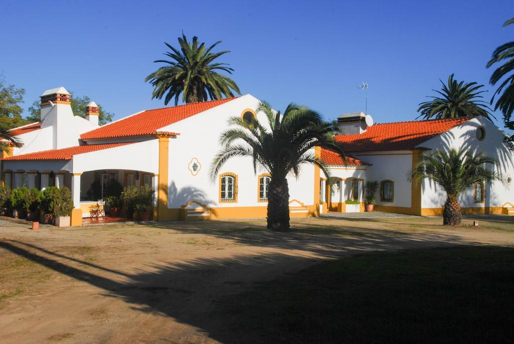 Herdade Da Samarra Viana do Alentejo Bagian luar foto